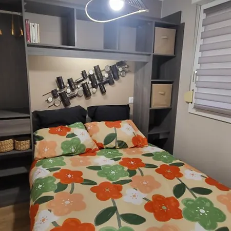 Les Hauts De L' Escapade T2 Renove Parking Climatisation Et Piscine *